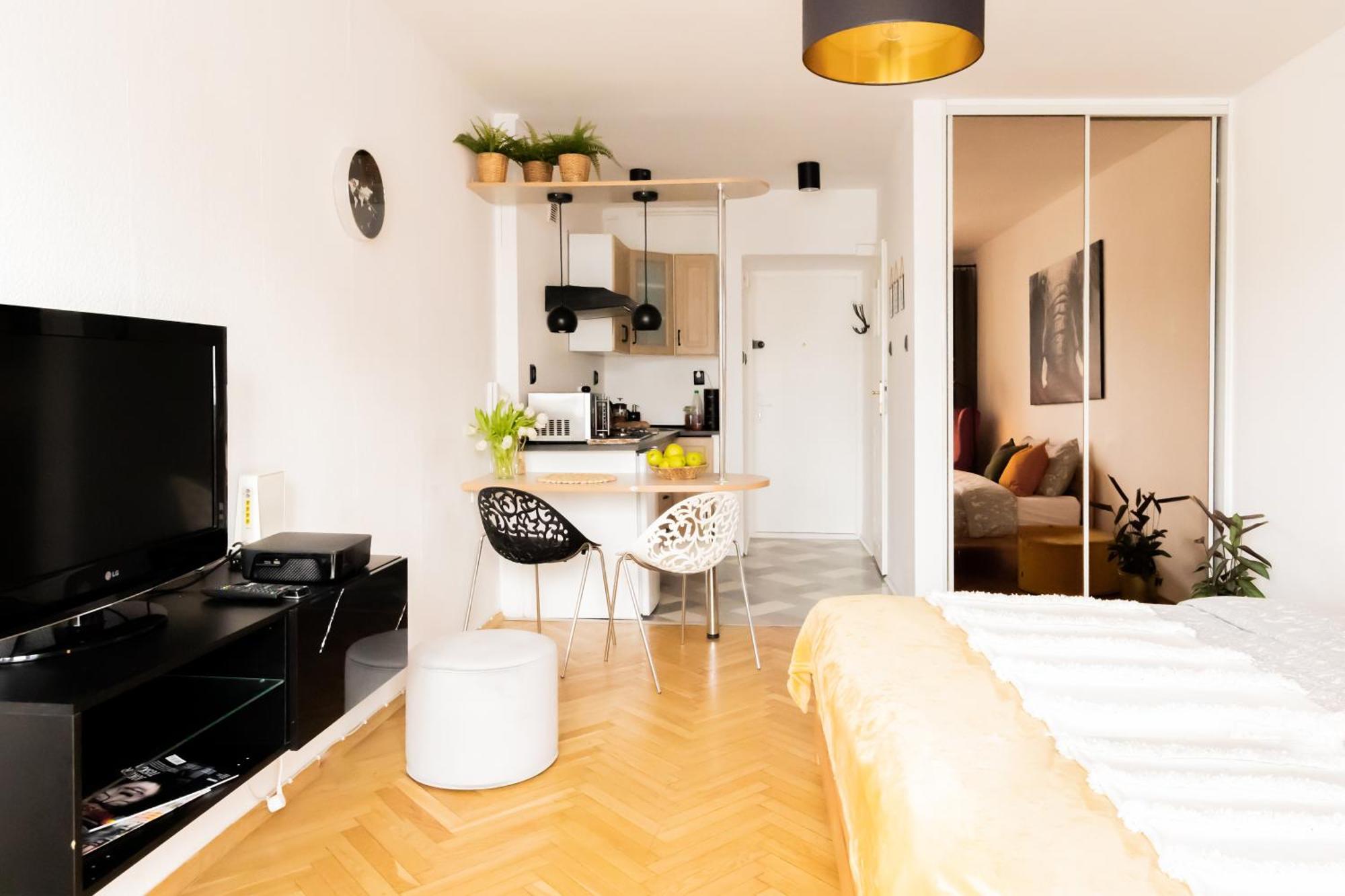 Piotrapartments - Big City Life Apartments In Central Warszawa المظهر الخارجي الصورة