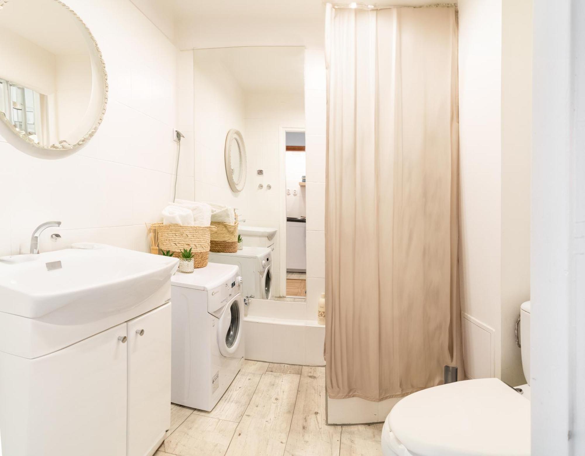 Piotrapartments - Big City Life Apartments In Central Warszawa المظهر الخارجي الصورة