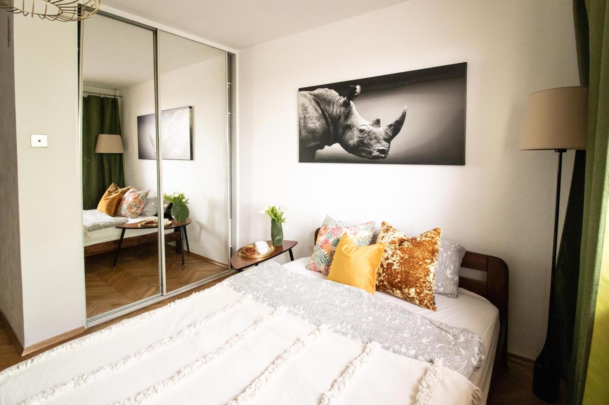 Piotrapartments - Big City Life Apartments In Central Warszawa المظهر الخارجي الصورة